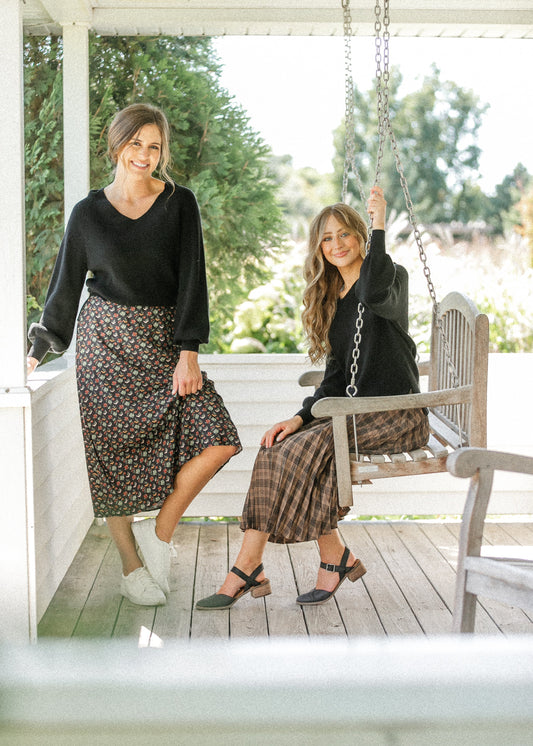 Essential V-neck Balloon Sleeve Sweater - FINAL SALE