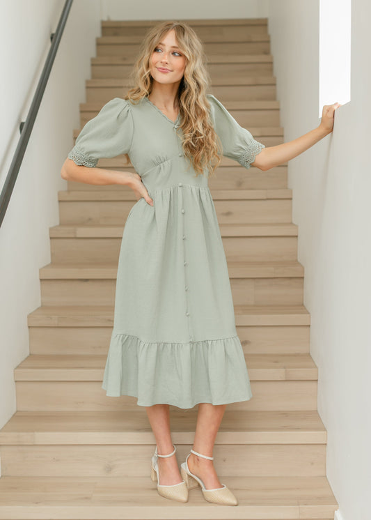 Scarlet Scalloped Lace Maxi Dress